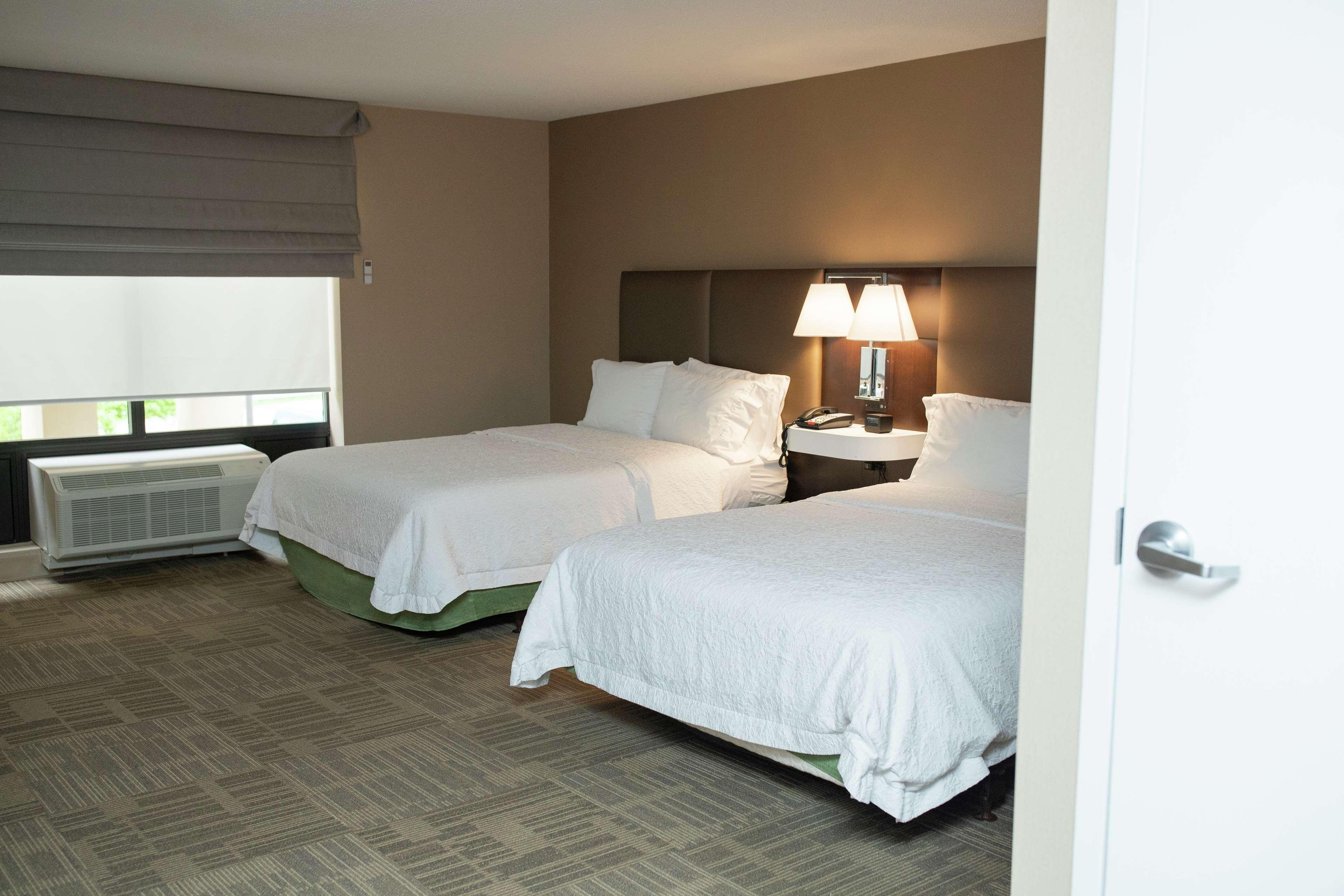 Hampton Inn Commerce/Novi Exteriér fotografie